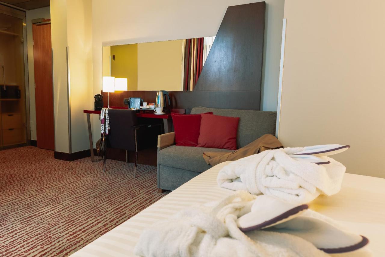 Mercure Roma Piazza Bologna Екстер'єр фото