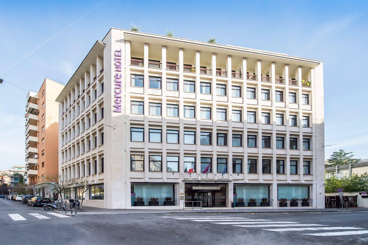 Mercure Roma Piazza Bologna Екстер'єр фото